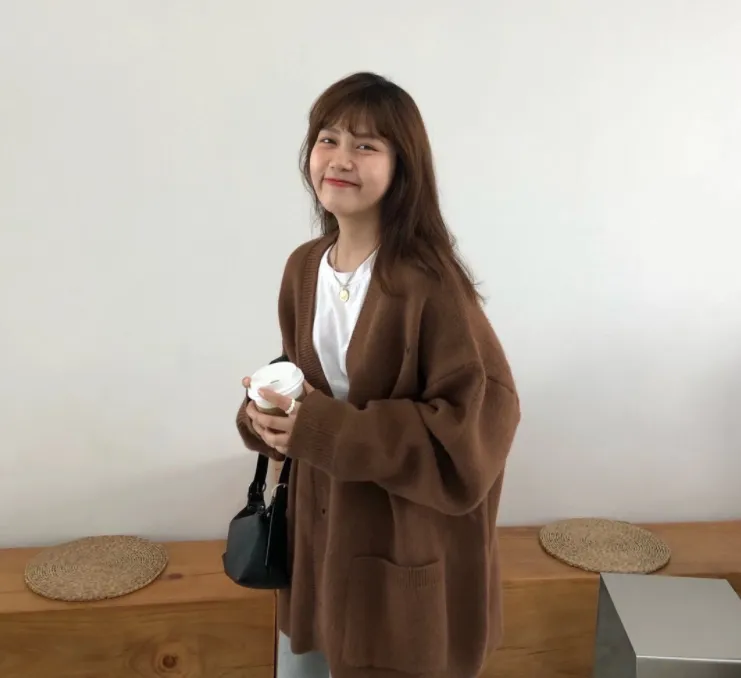 Boyfriend Style Minimalist Cardigan