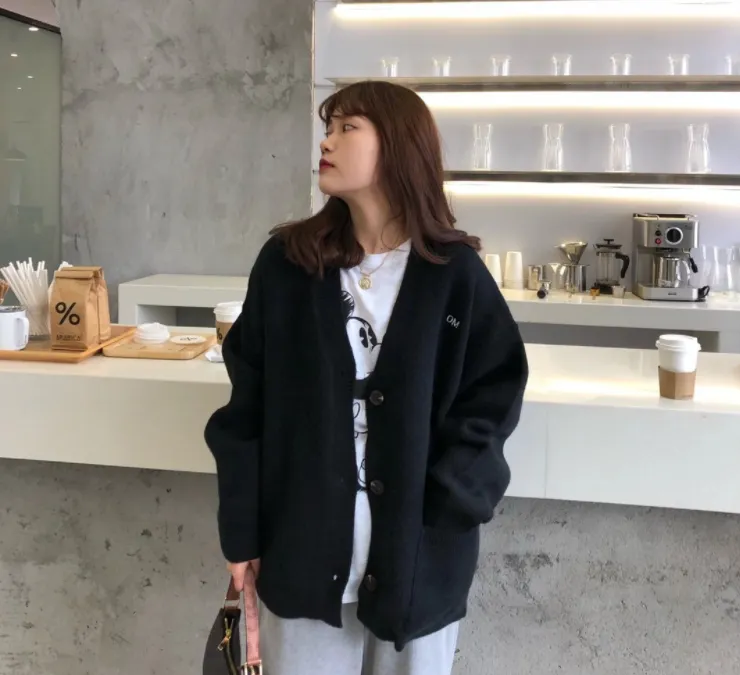 Boyfriend Style Minimalist Cardigan