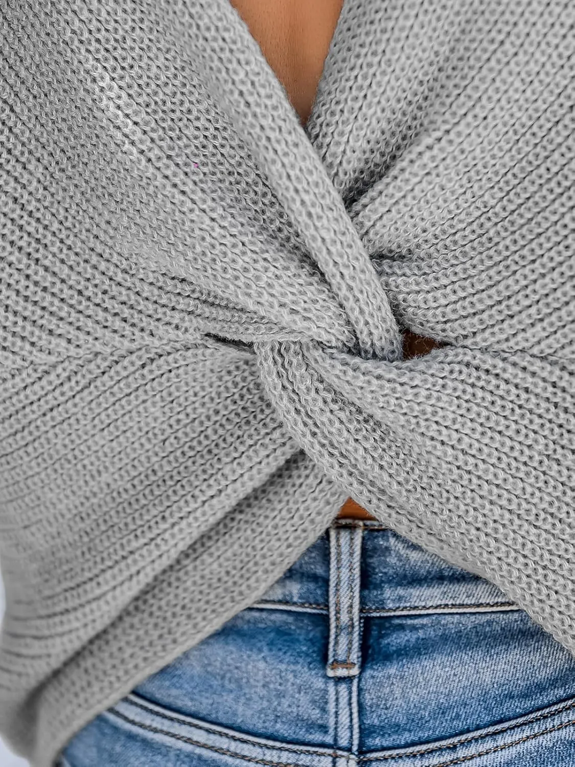 CUPSHE Womens Ribbed Knit Pullover Sweater 2024 Fall Long Sleeve Twist Back Crewneck Fashion Sweater Tops